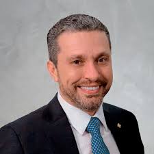 Deputado Federal Fausto Pinato